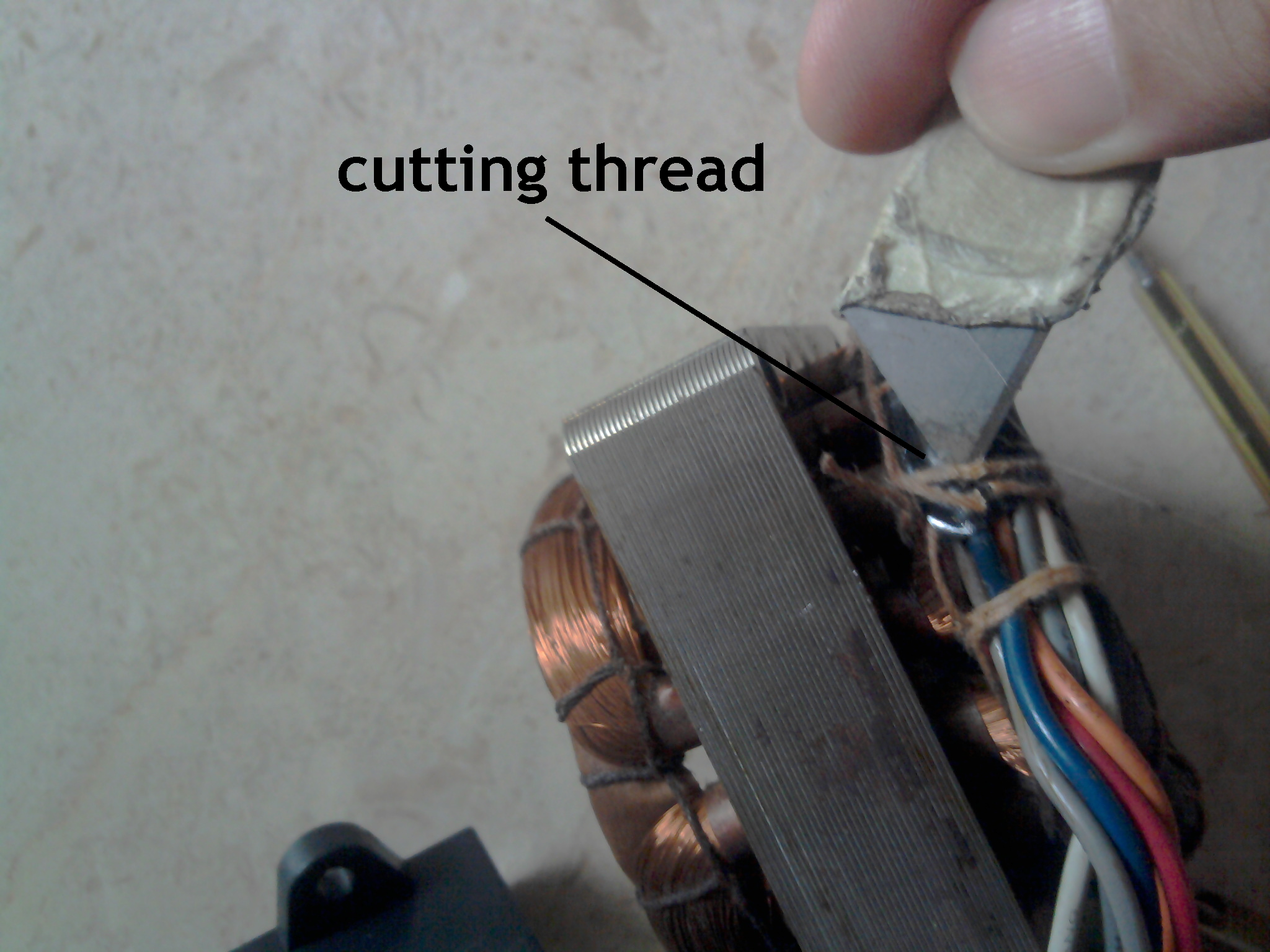 Cutting thread.PNG