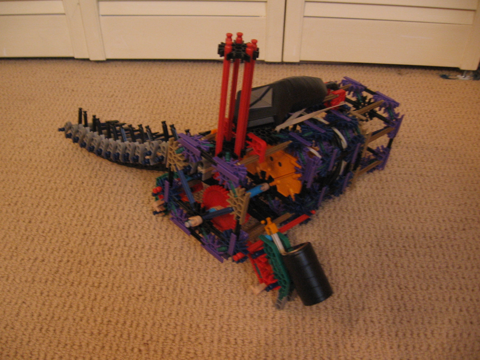 D:\Mika&euml;l\Photo, Image\Instrutable\Instrutables K'nex machine gun 002.jpg