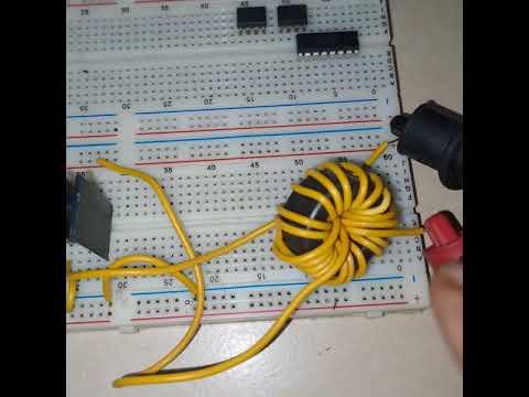 DC to AC converter. Input 12 V DC. Output 20V AC @ 45 kHz. Duty cycle 85 %