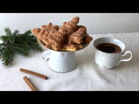 DIY Cake Stand - made from an old coffee cup