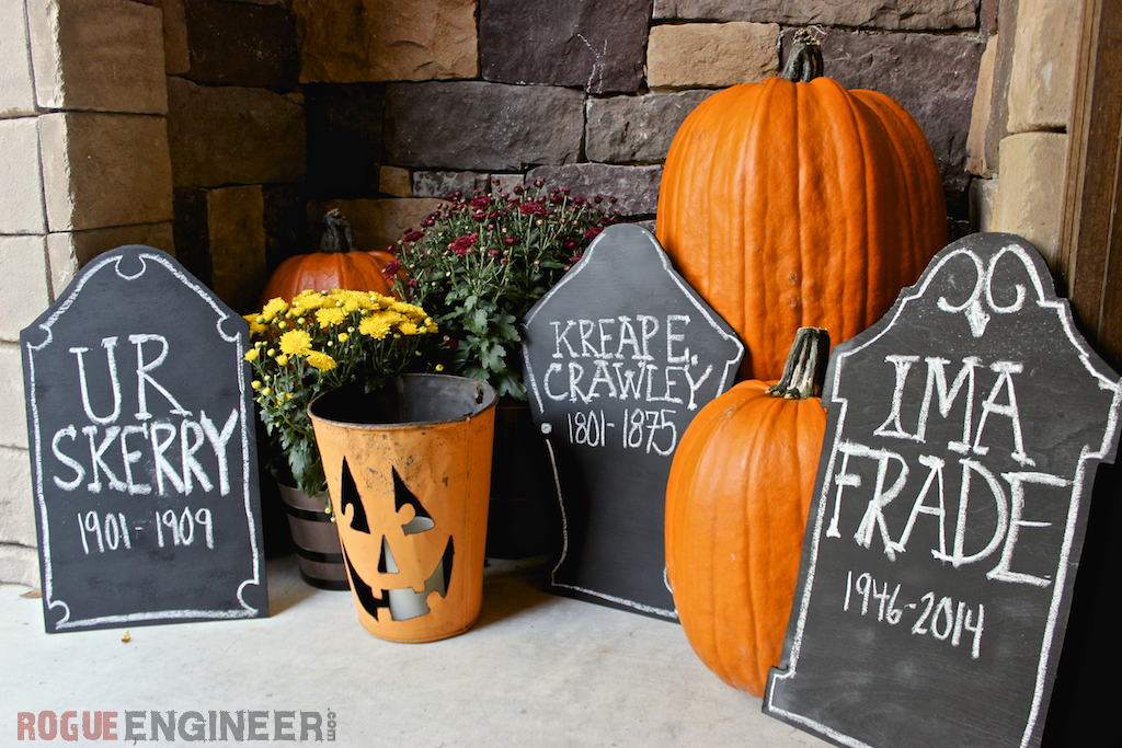 DIY Chalkboard tombstone | Free DIY Plan.png