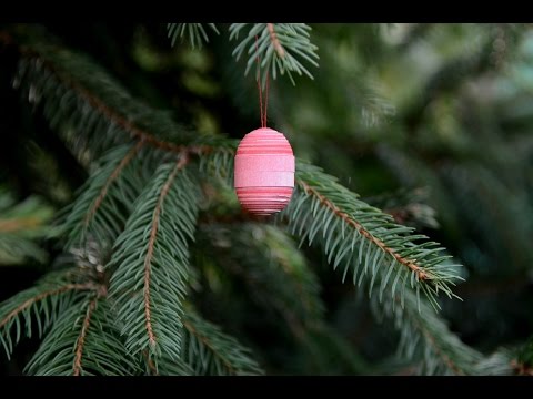 DIY Christmas Tree Decoration - Paper Quilling