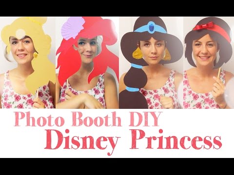 DIY Disney Photo Booth | Belle from beauty and the beast