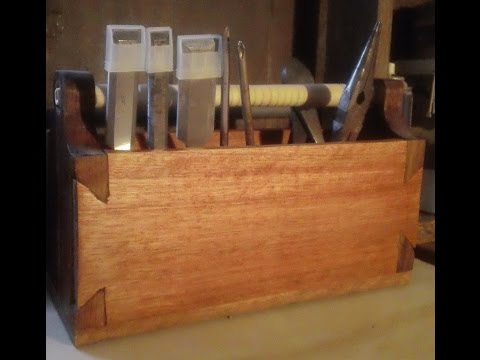 DIY Dovetail Tool Box