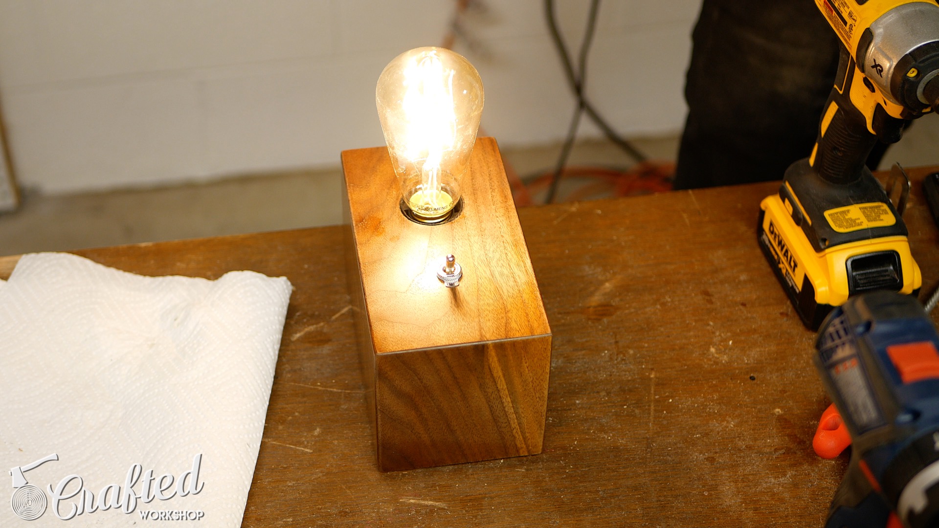 DIY Edison Bulb Lamp 12.jpg