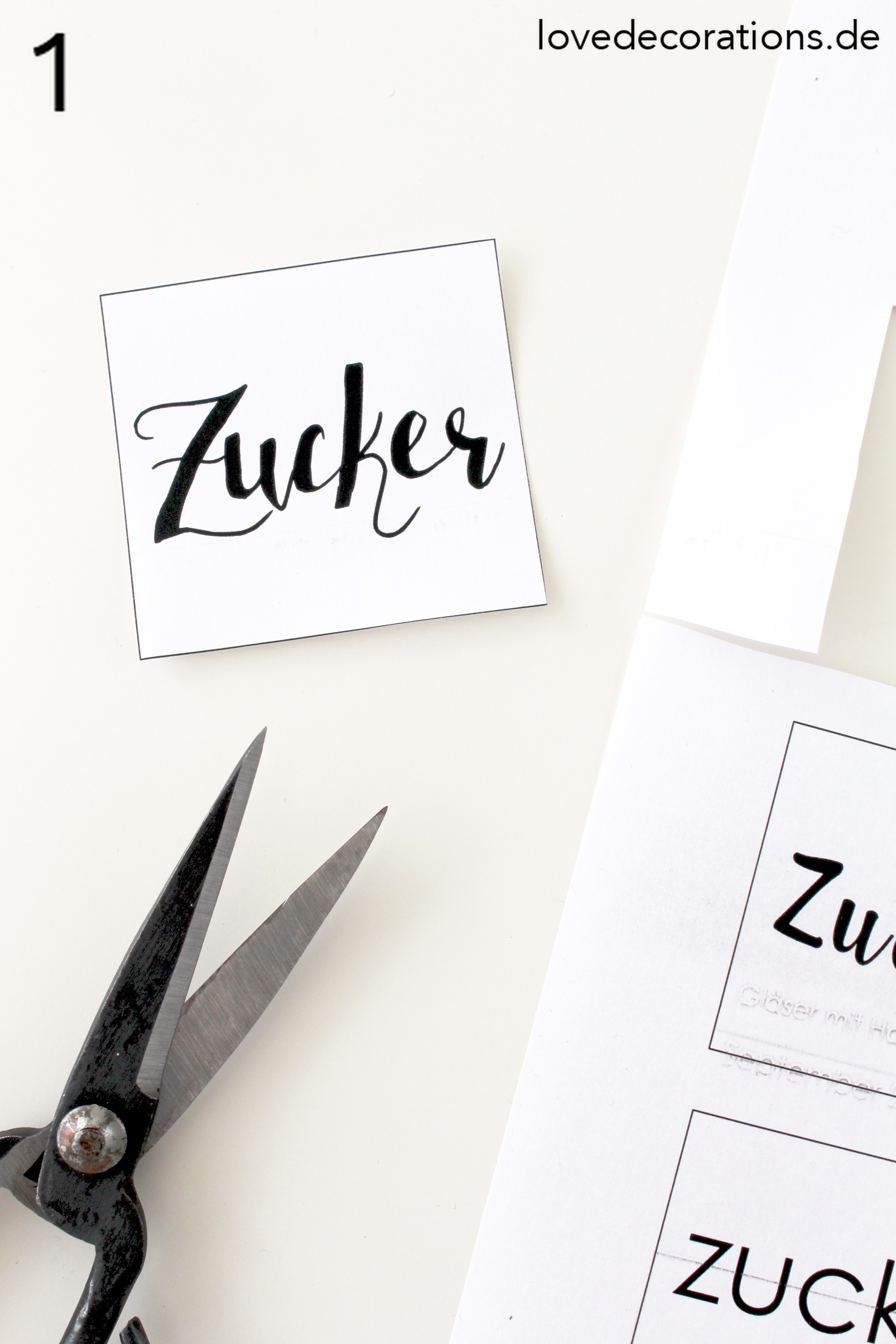 DIY Gl&auml;ser mit Handlettering beschriften 1.jpg