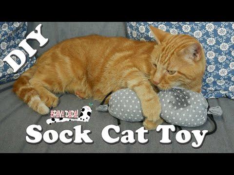DIY How to Make a Cat Toy Out of Old Socks &ndash; Old Clothes Reuse Ideas - Bravo Dada! Sewing Tutorial