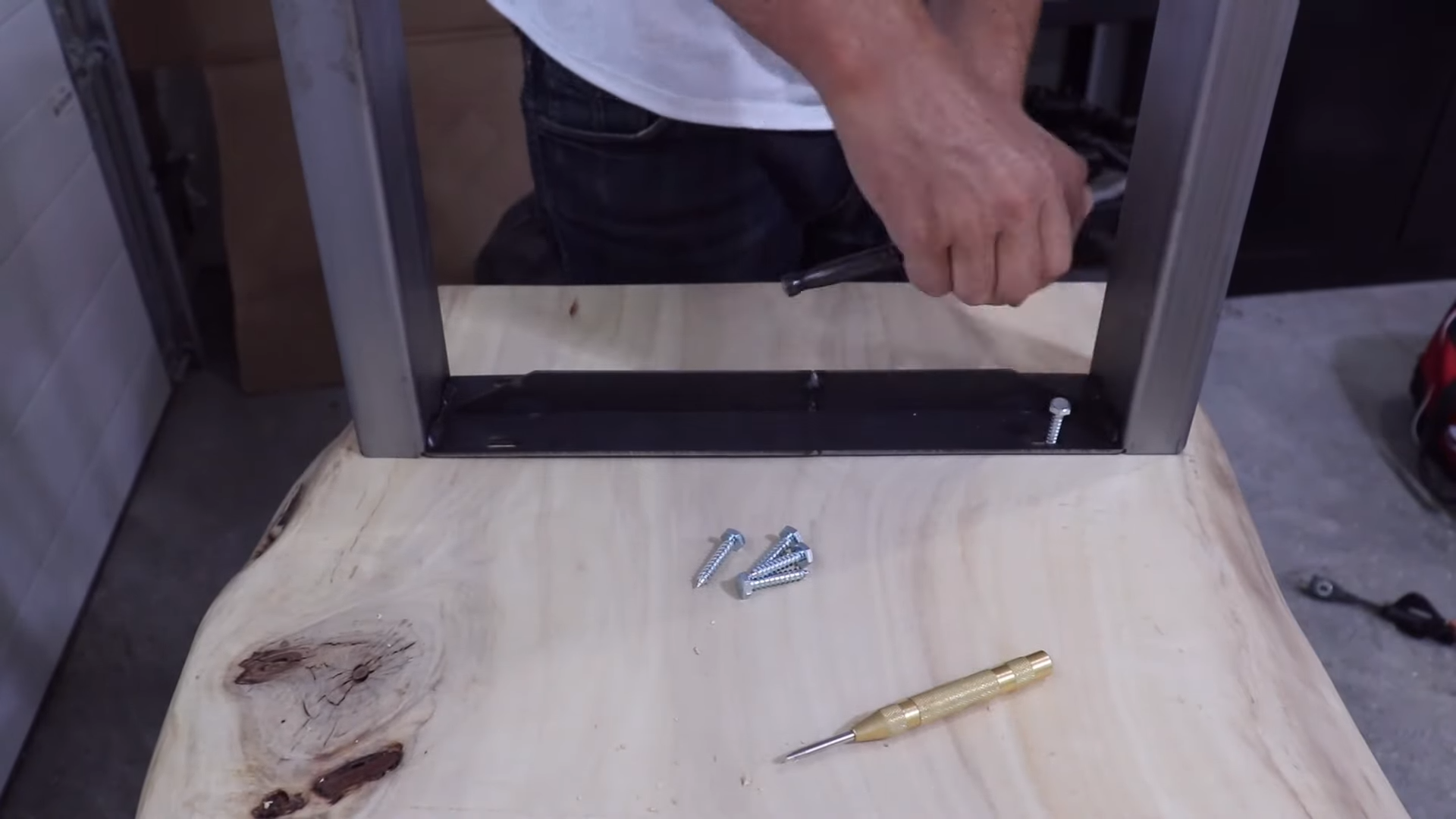 DIY Live Edge Desk with Steel Inlay 10-54 screenshot.png