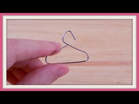 DIY Miniature Dollhouse Hangers - DIY Dollhouse Miniatures