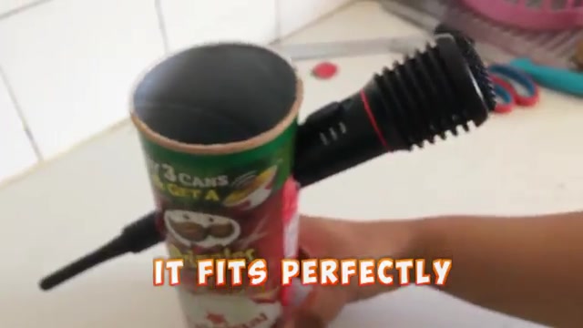 DIY PRINGLES MIC STAND LIFE HACK 143.jpg