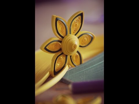 DIY Paper Quilling Green and Yellow Flower