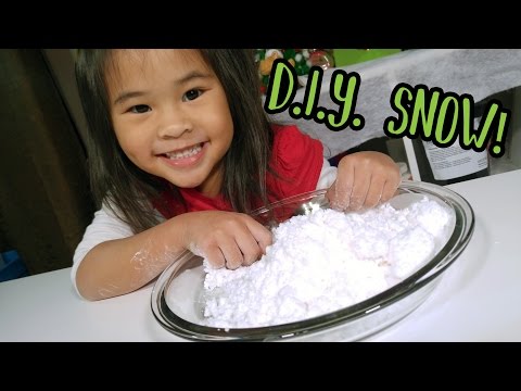 DIY Realistic Snow! | Day 11: 12 DIYs of Christmas