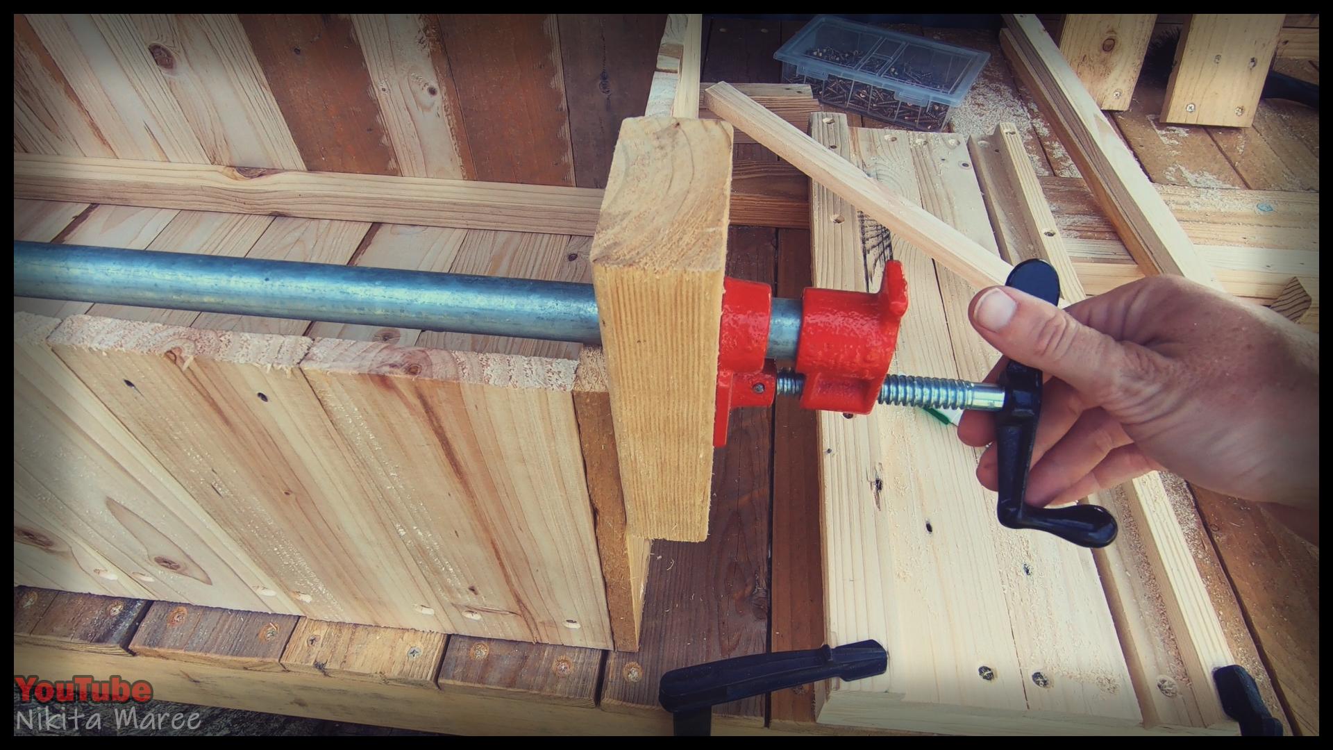 DIY Vertical Drawers, How to build with pallet wood, Tall dresser drawers easy project, (31).jpg