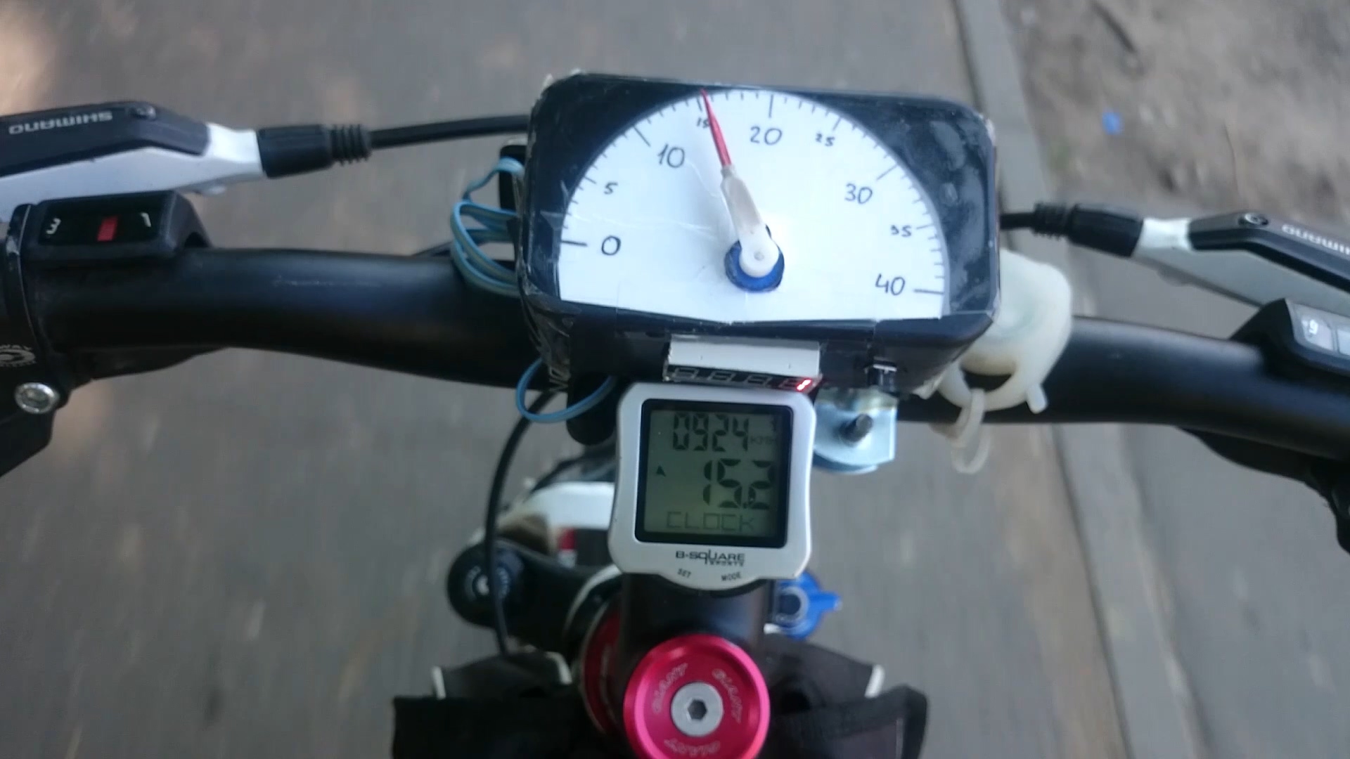 DIY bike speedometer on Arduino.mp4_20170304_232418.708.jpg