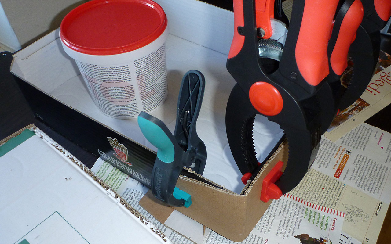 DIY box for hiking boots 012.jpg