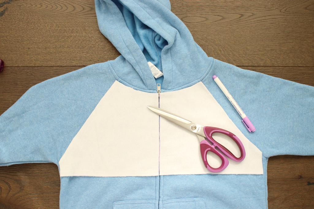 DIY-Elsa-Hoodie-3-white.jpg