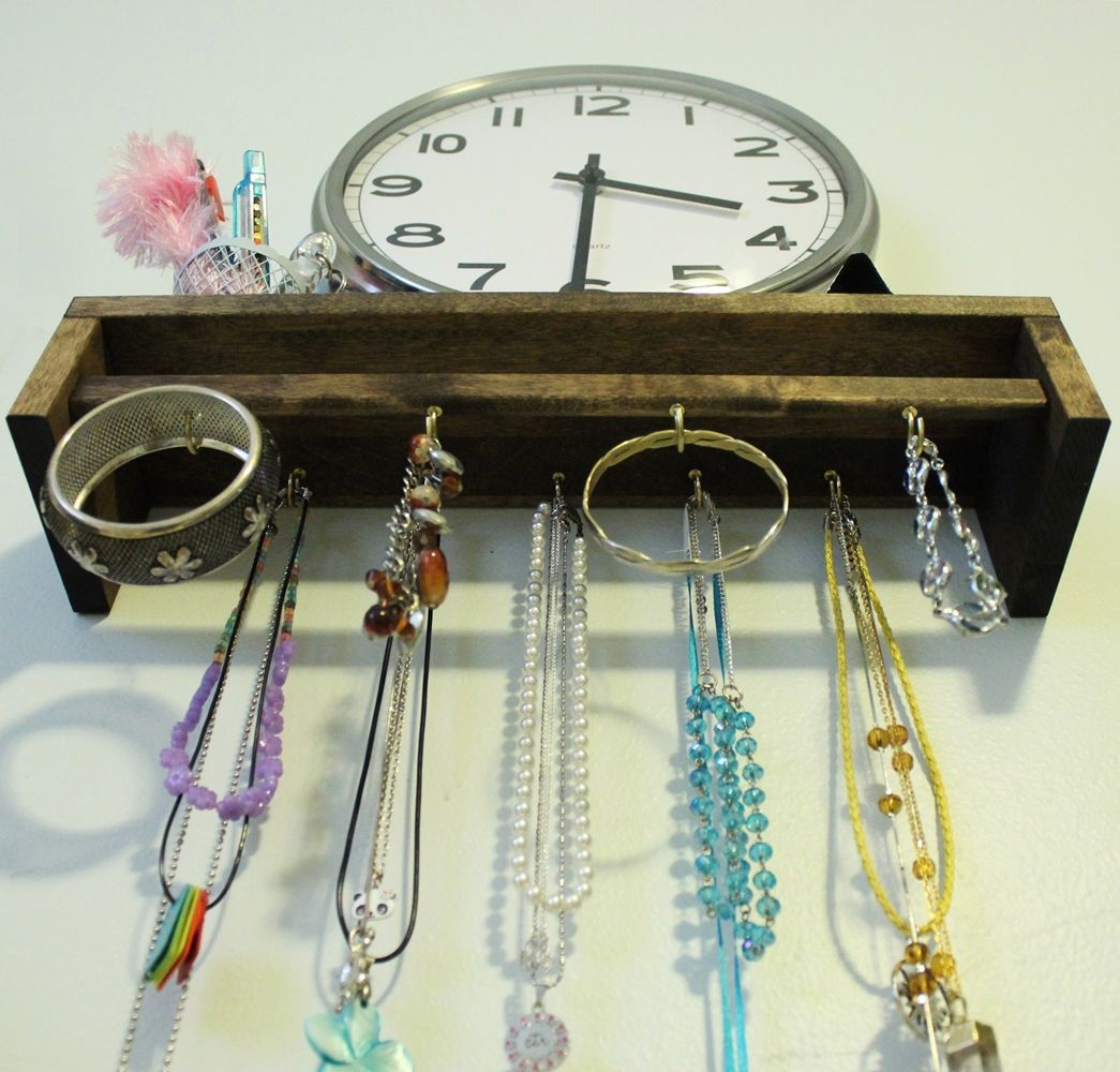 DIY-Jewelry-Holder-jewelry-you-want-to-organize.jpg