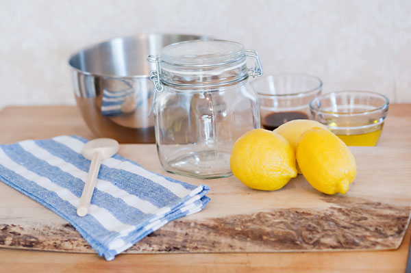 DIY-Lemon-Sugar-Body-Scrub.jpg