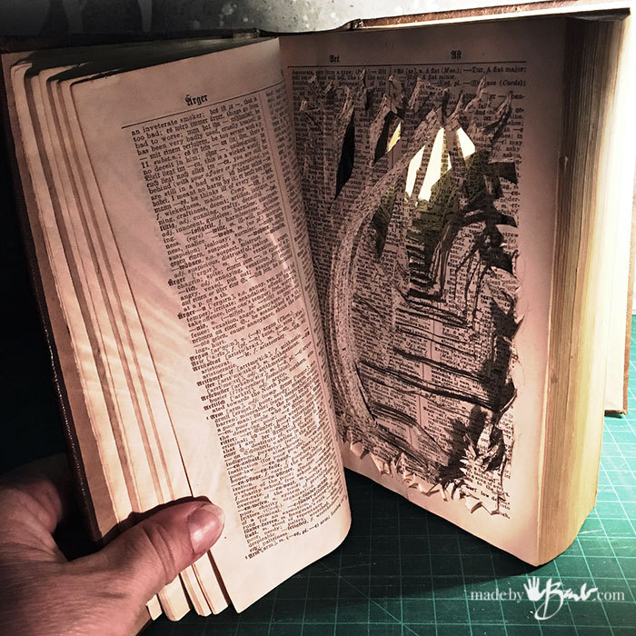 DIY-Paper-cut-Tunnel-Book-madebybarb--28b.jpg