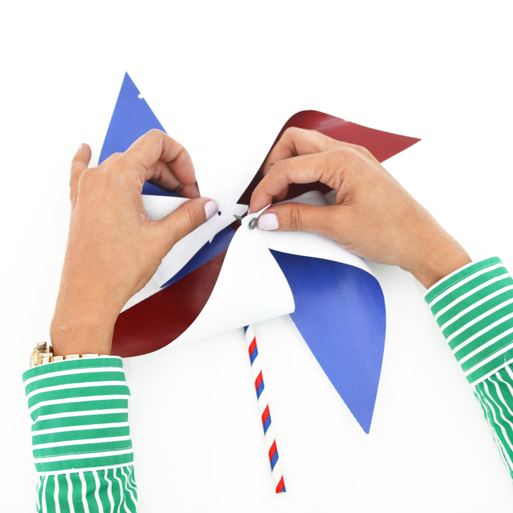 DIY-Patria-Republica-Dominicana-Manualidad-Tutorial-Pinwheel-4.jpg