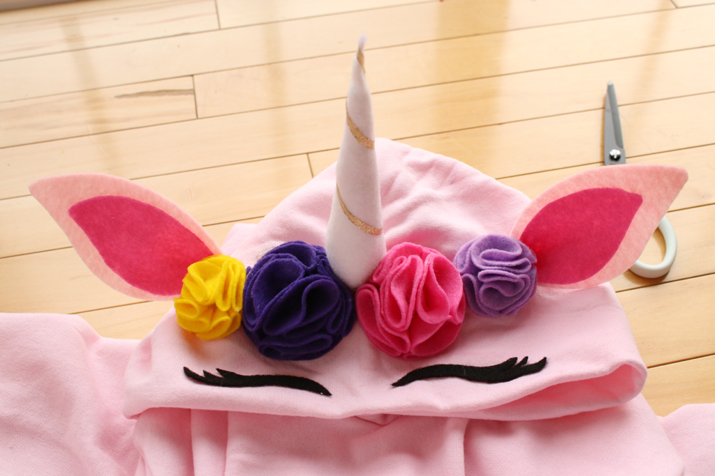 DIY-Unicorn-Hoodie-14-glue.jpg