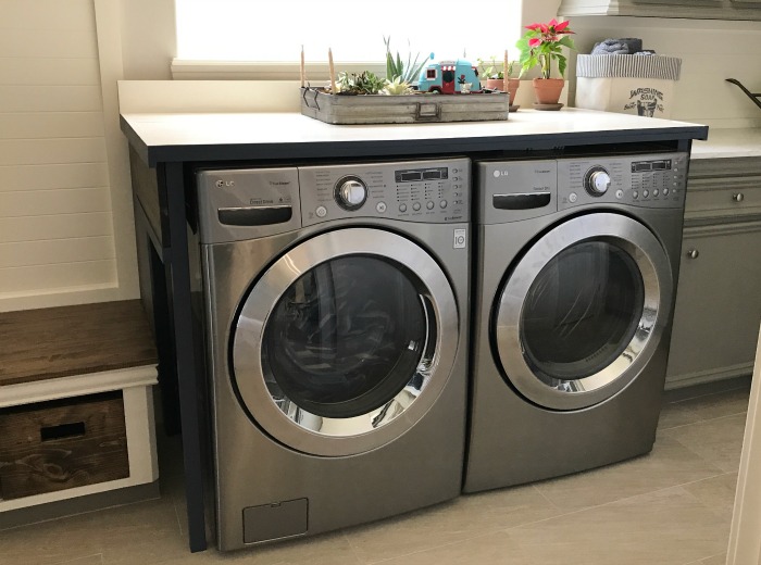 DIYLaundryTableBuild2.jpg