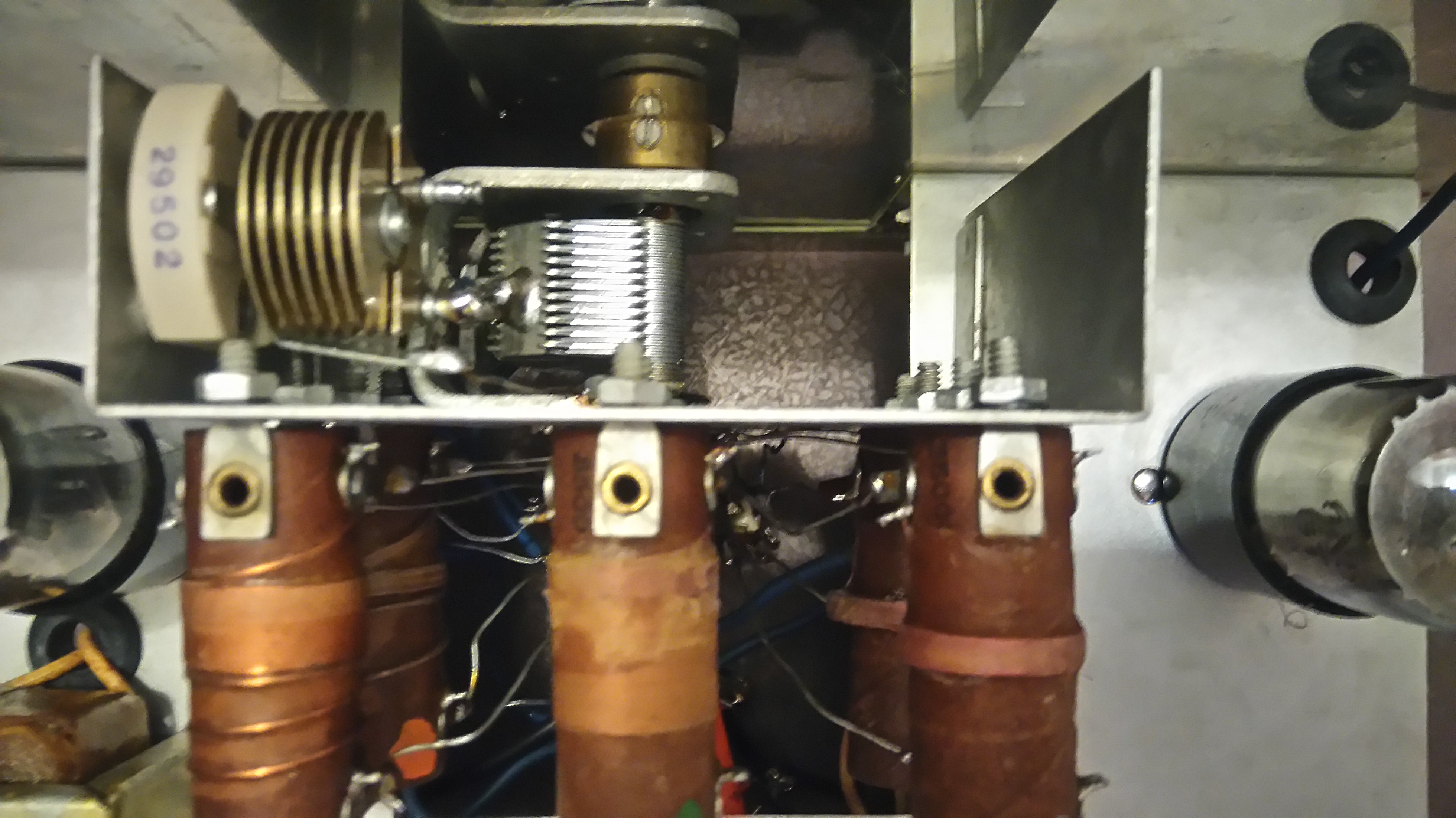 Detail of variable capacitor section.JPG