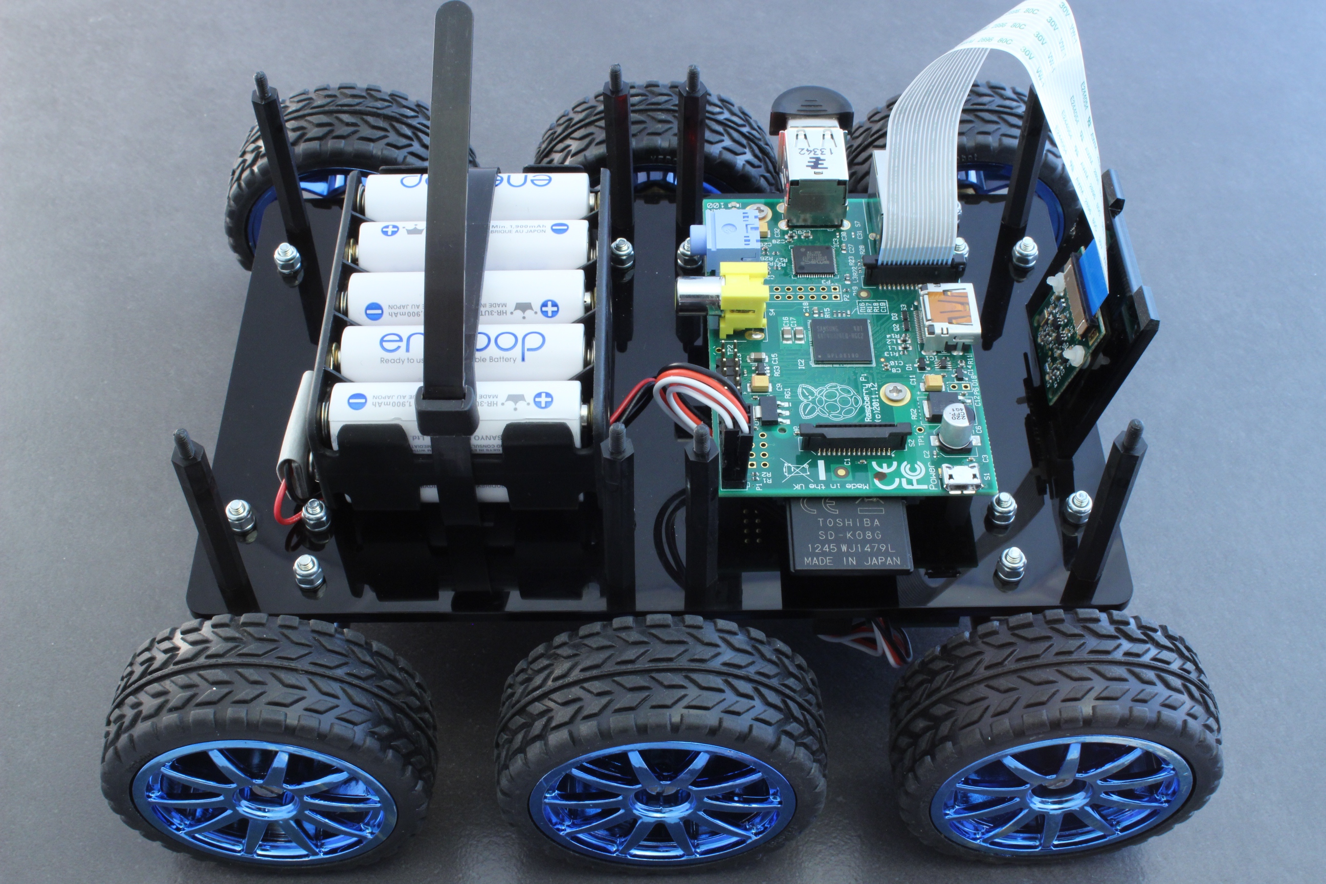 DiddyBorg Raspberry Pi and Batteries.jpg