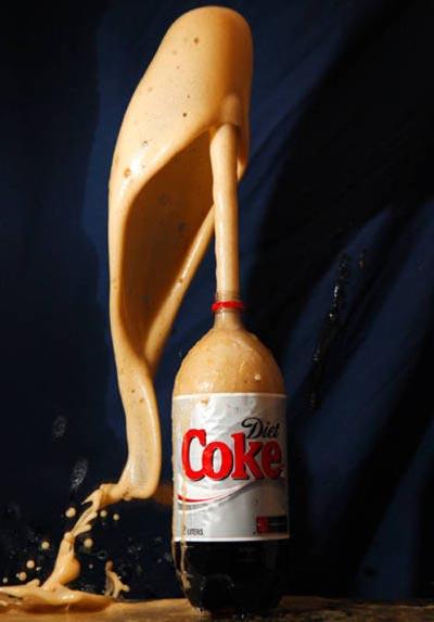 Diet_Coke_Mentos_experiment.jpg