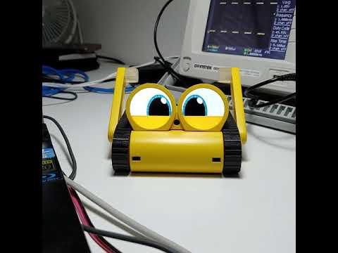 Doly robot Halloween prank