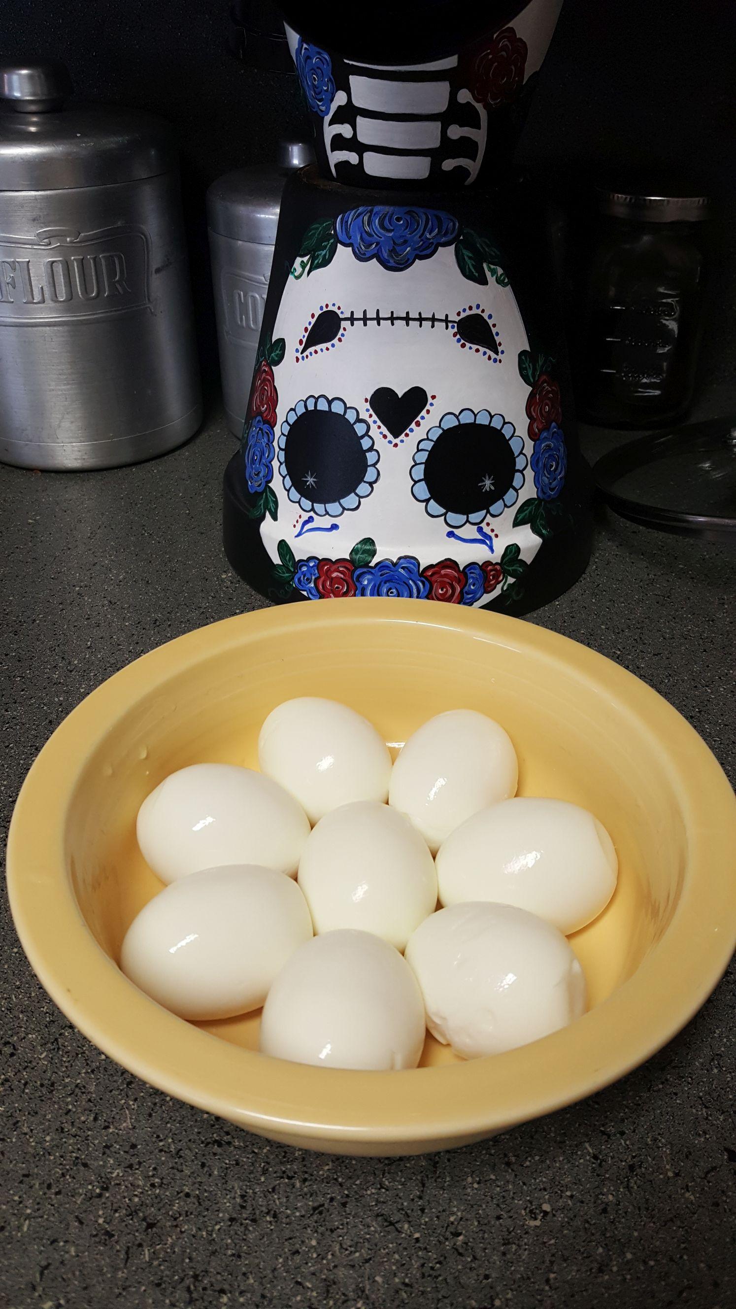 DragonsEggs_02_BoiledEggs.jpg