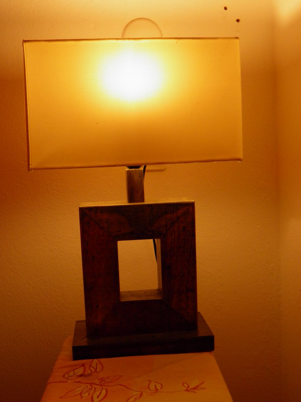 EML 1403 Deer Lamp 05.jpg