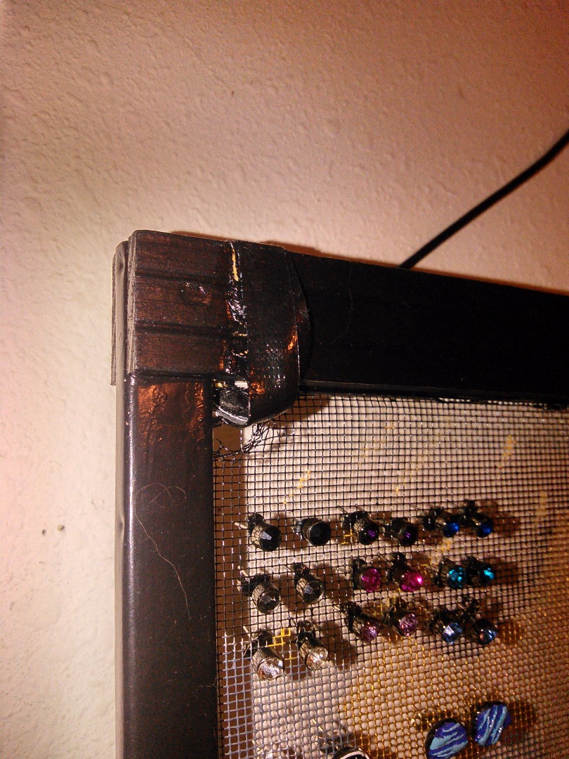 Earring holder 2.jpg