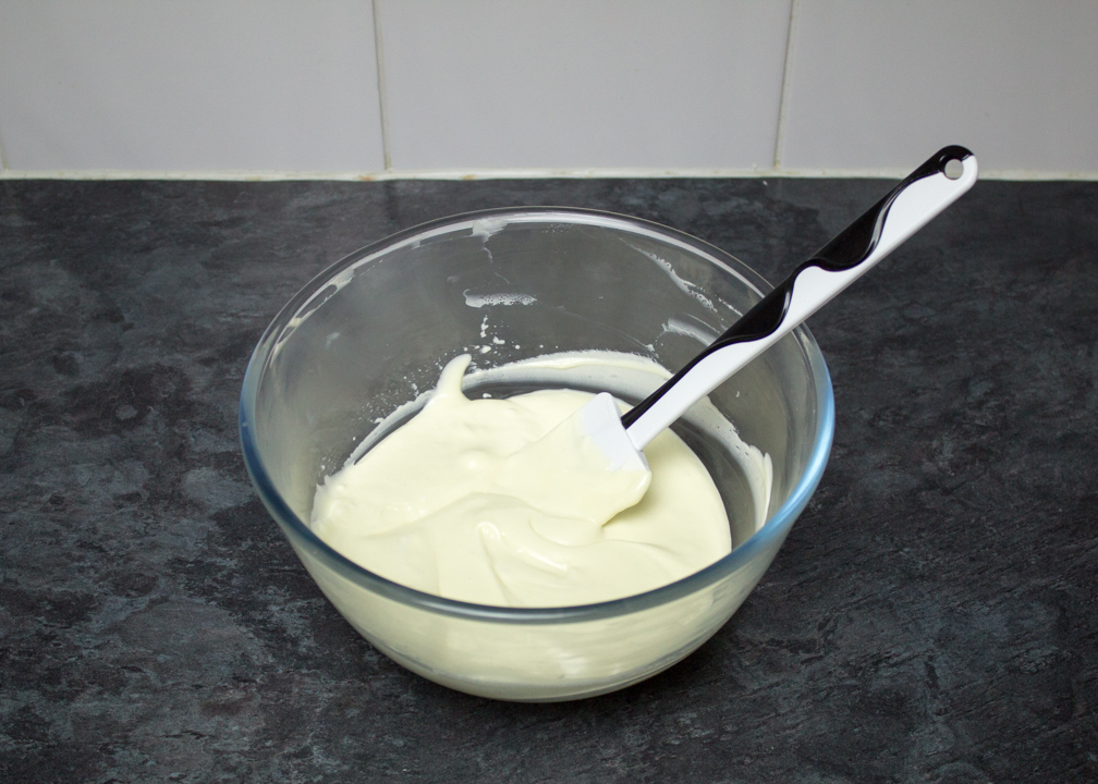 Easy 2 Ingredient White Chocolate Mousse-9.jpg