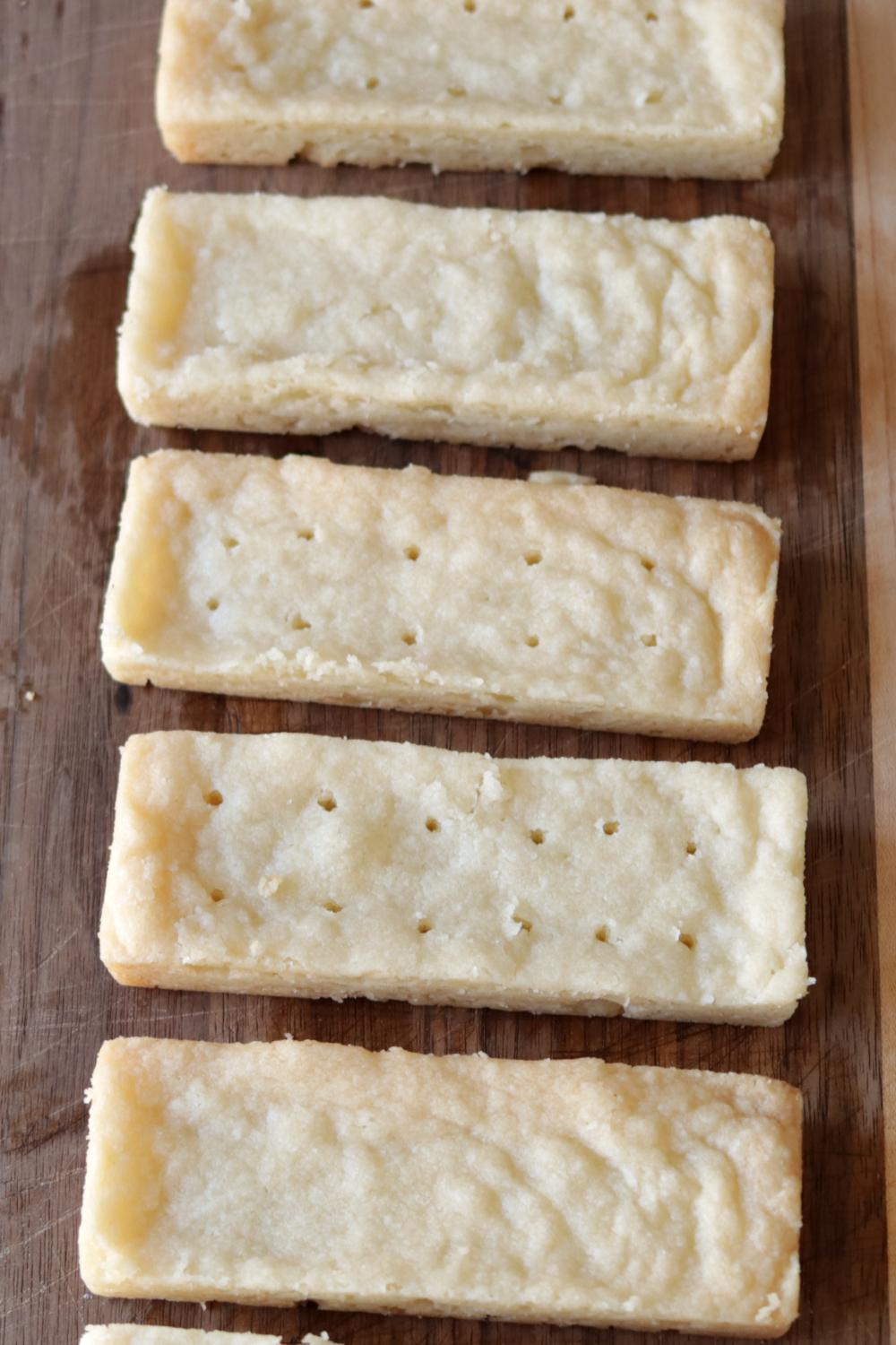 Easy Homemade Scottish Shortbread Long.jpg