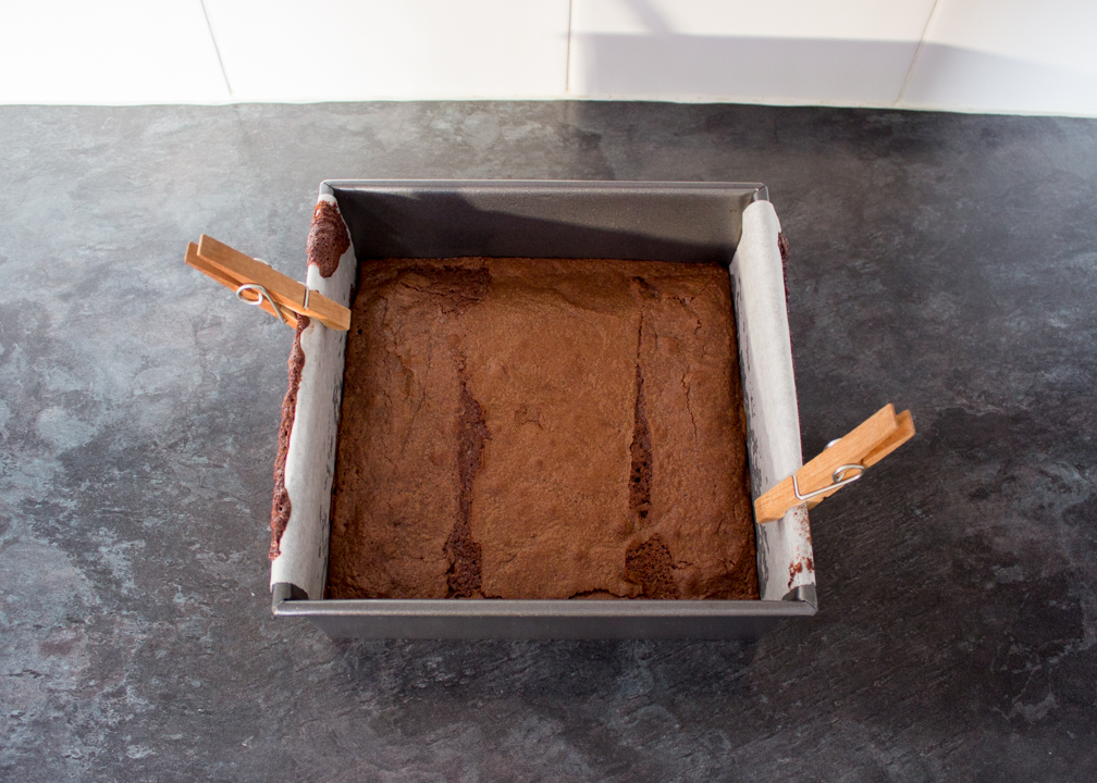 Easy One Bowl Brownies-6.jpg