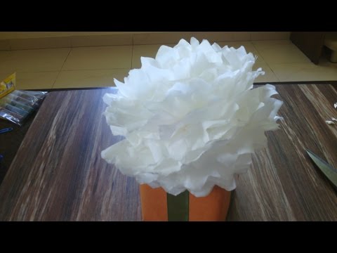 Easy Tissue Pom Poms