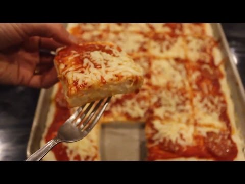 Easy gluten free pizza: Cheap enough for the whole family