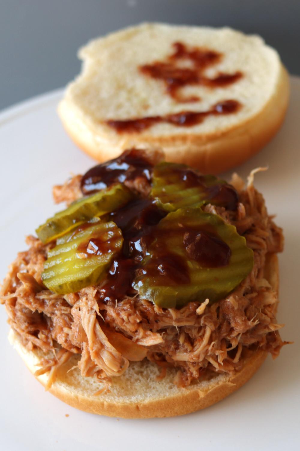 Easy homemade pulled pork long hi res.jpg