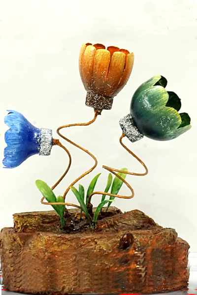 Easy-DIY-Home-D&eacute;cor-from-Plastic-Bottle-stylenrich (2).jpg