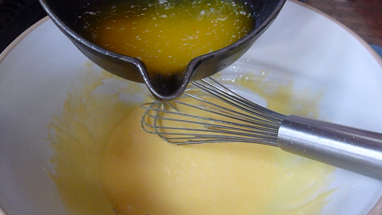 Eggs benedict 013.JPG