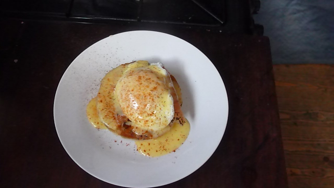 Eggs benedict 068.JPG