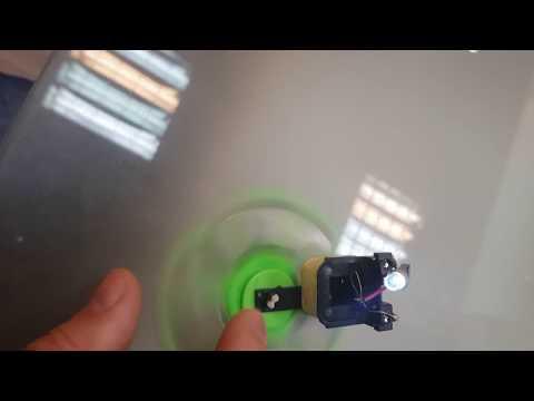 Electricity science projects : Fidget spinner Dc generator