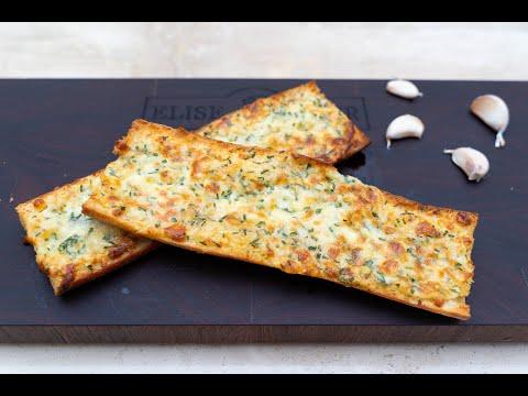 Elise's Eats - Ep 172: Cheesy Garlic Bread