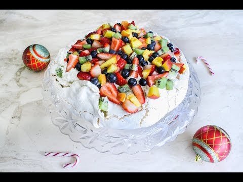 Elise's Eats - Ep 93: Pavlova (Christmas Special!)