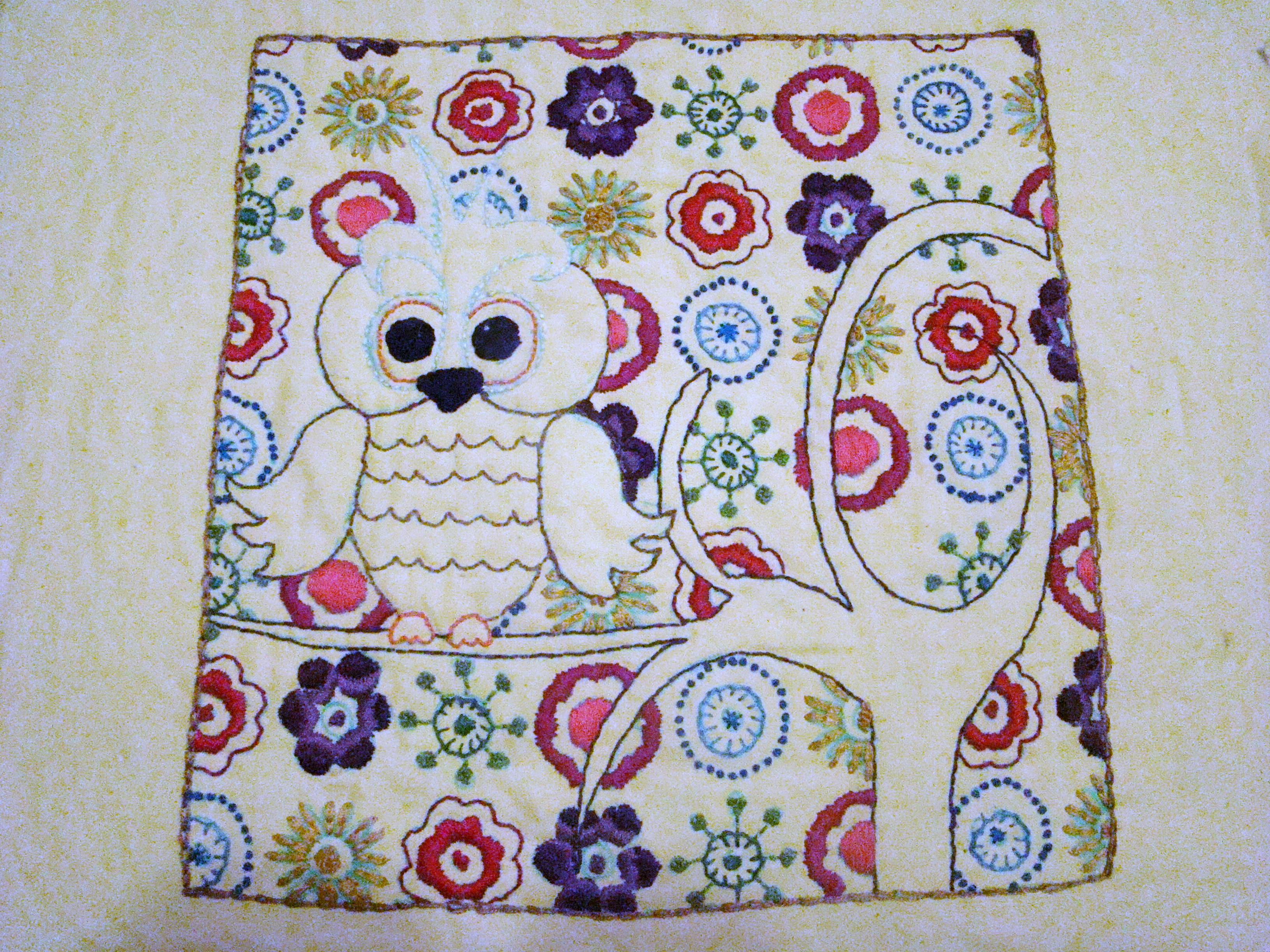 Embr. Owl Pillow 26.JPG