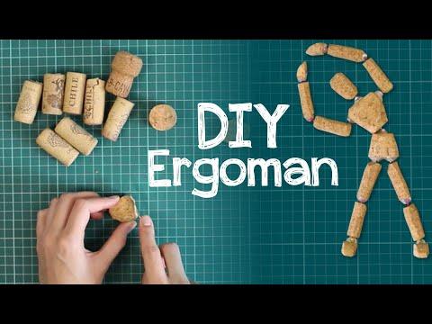 Ergoman made out of corks - Ergoman hecho de corchos