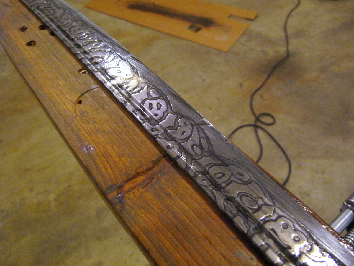 Etching the Blade 16.JPG