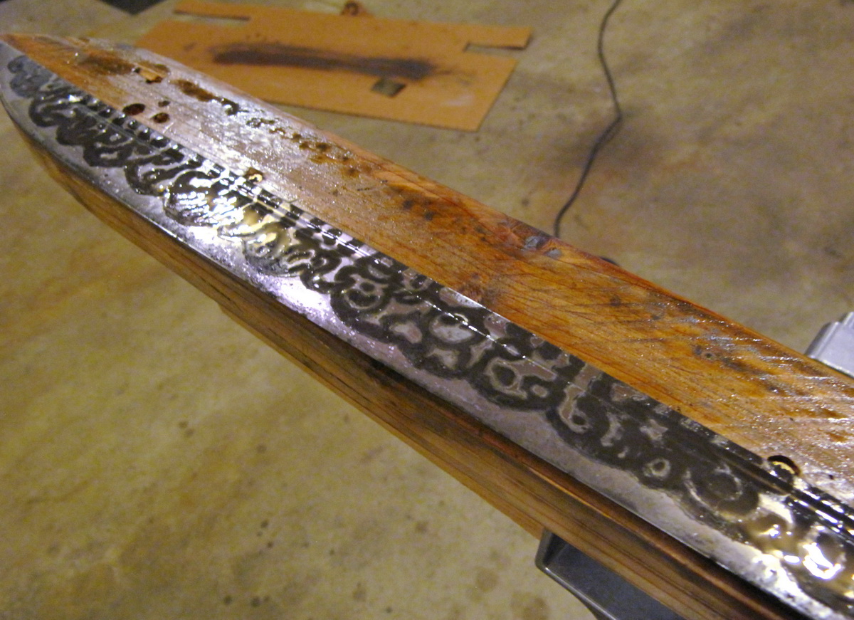 Etching the Blade 17.JPG