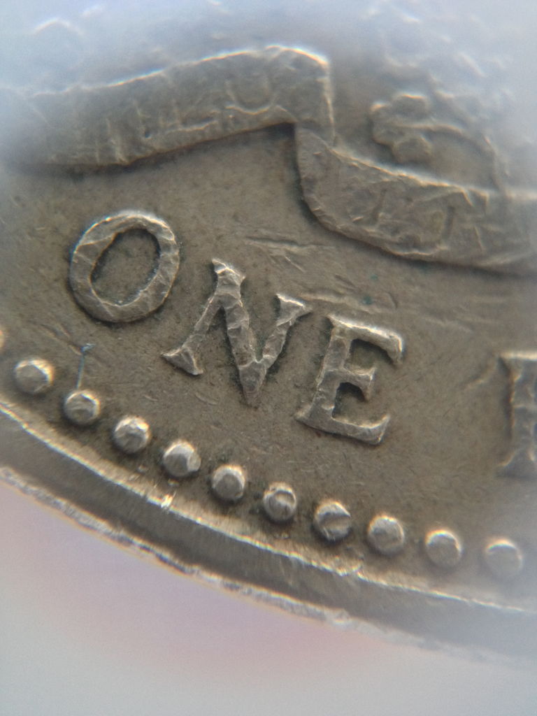 F8UZD1FHMNNFTBS.LARGE.jpg